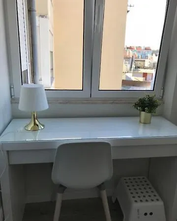 Lovely Monsanto View In Campolide - Zamb D Апартаменти